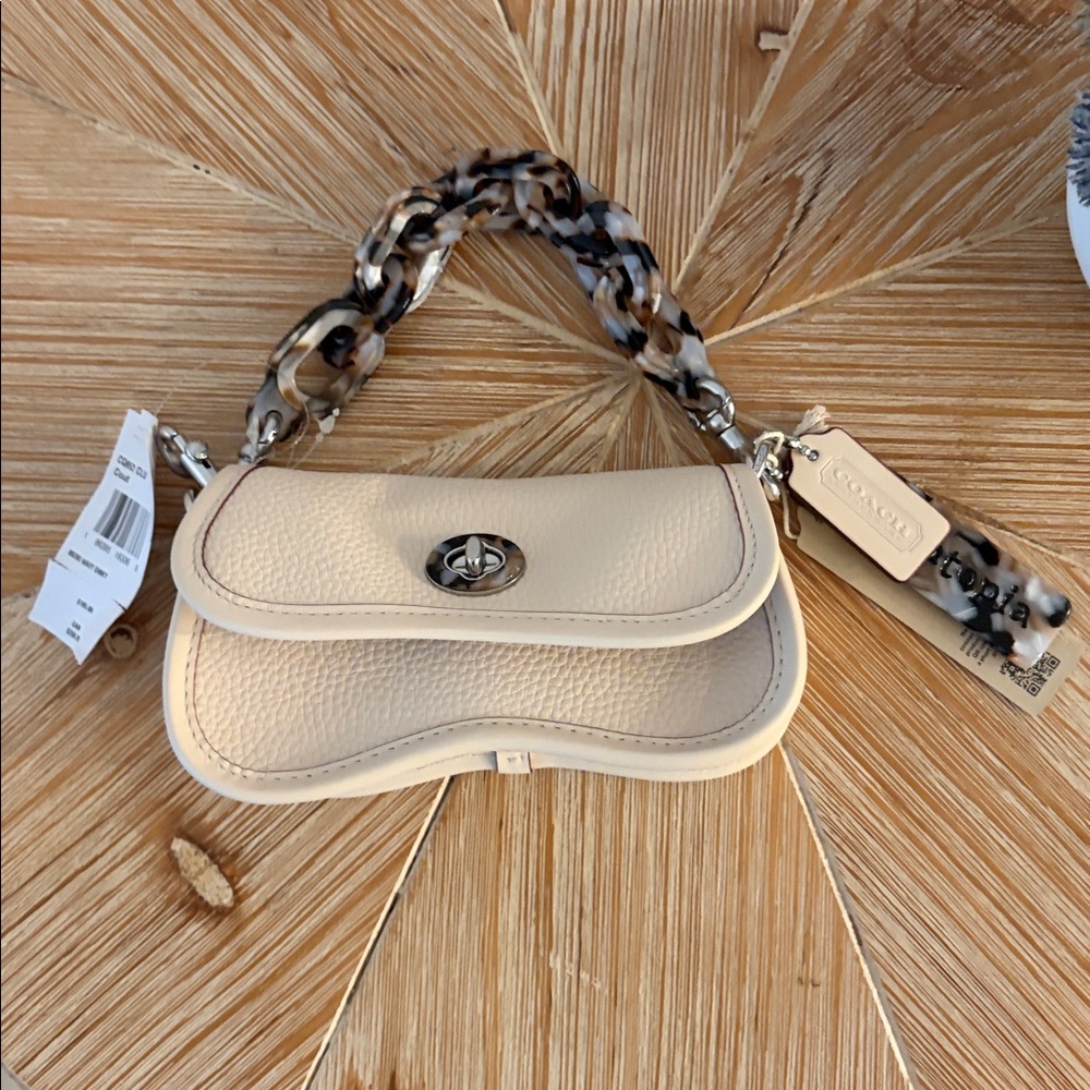 NWT Coachtopia Cream Leather Women's Handbag/Crossbody Bag - Picture 2 of 9